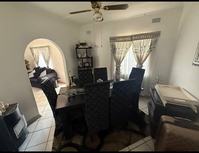 3 BEDROOM HOUSE FOR SALE IN VANDERBIJLPARK CW 6